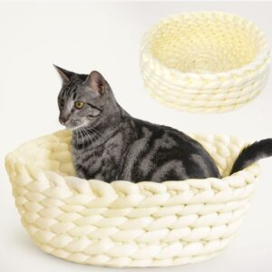 Chunky Knit Cat Bed